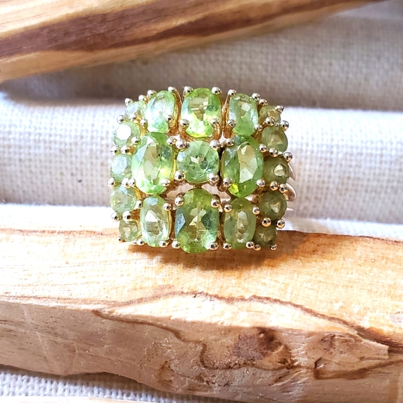 Beautiful Vintage Real Peridot Sterling Gold Washed Ring.